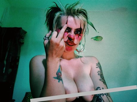 Foto di nudo di fuga di OnlyFans di Rose Lune