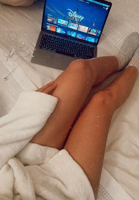 Foto di nudo di fuga di OnlyFans di Rosa