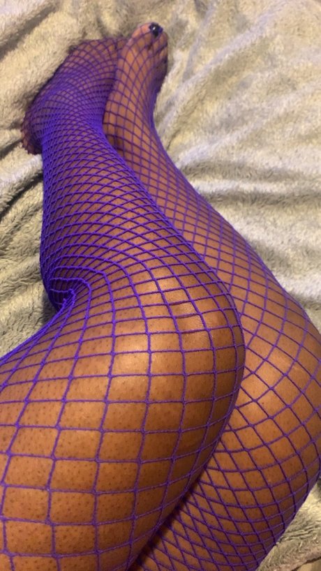 Foto di nudo di fuga di OnlyFans di Roselle James