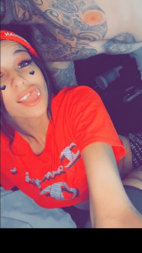 Foto di nudo di fuga di OnlyFans di Roselavalle15