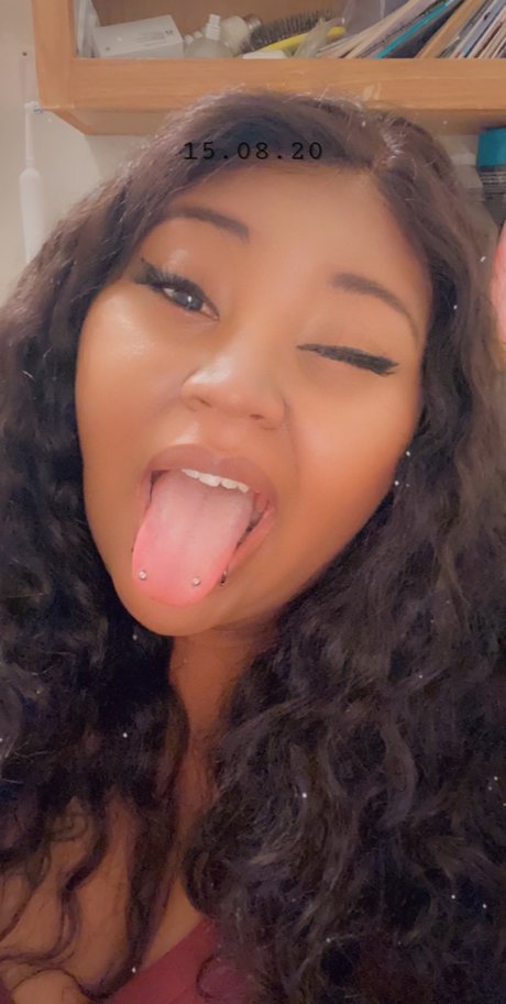 Foto di nudo di fuga di OnlyFans di Sammie