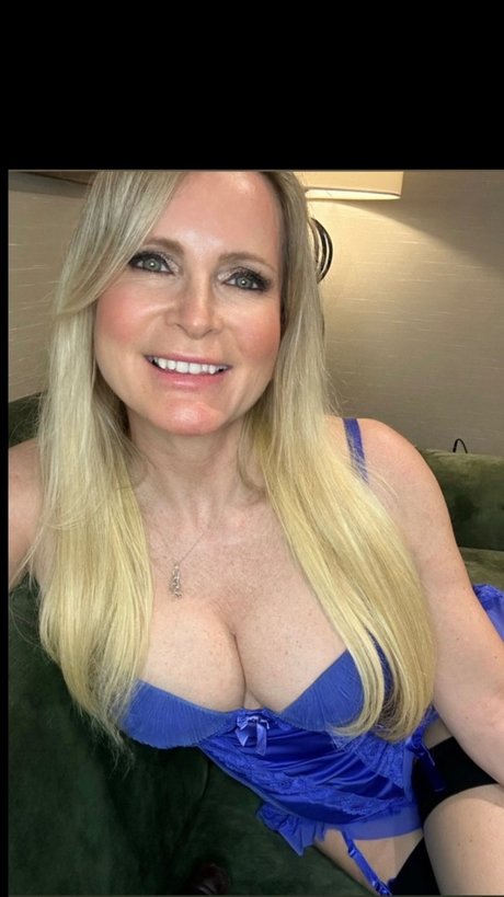 Foto di nudo di fuga di OnlyFans di Maturefantasysam