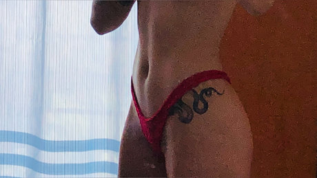 Foto di nudo di fuga di OnlyFans di Salom Ariza