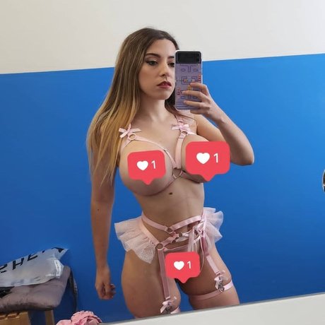 Foto di nudo di fuga di OnlyFans di  Safira Yakkuza 