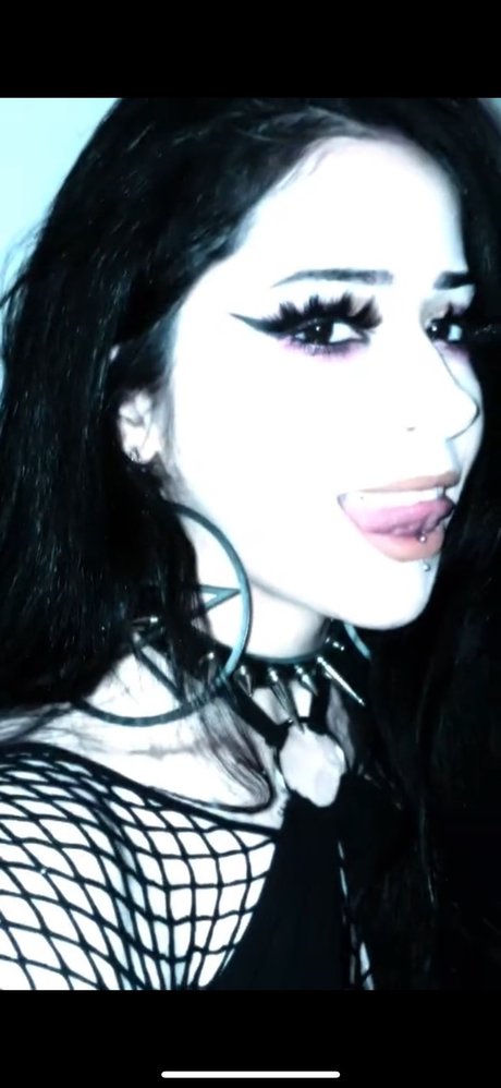 Foto di nudo di fuga di OnlyFans di Sadsuccubus