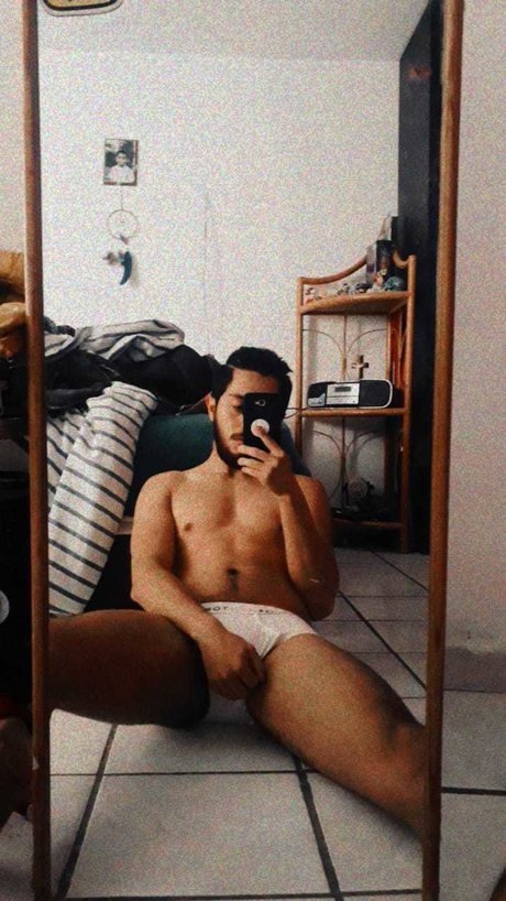 Foto di nudo di fuga di OnlyFans di Samuel Snchez