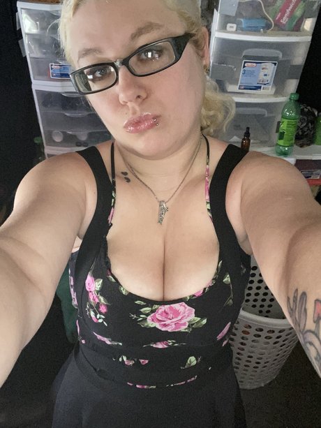 Foto di nudo di fuga di OnlyFans di Harley