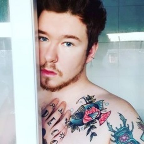 Foto di nudo di fuga di OnlyFans di Ryon Jones