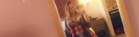 Foto di nudo di fuga di OnlyFans di Ryelee Rabbit