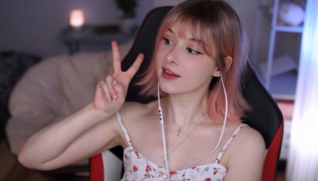Foto di nudo di fuga di OnlyFans di Yuli