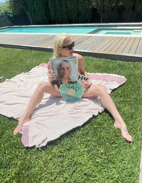 Kesharose