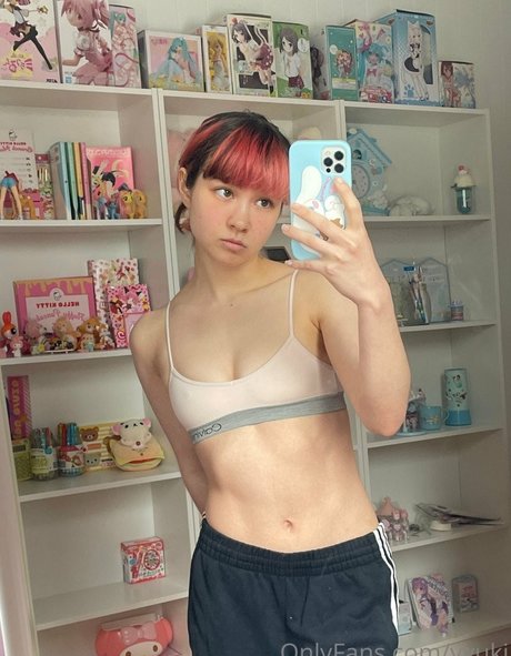 Foto di nudo di fuga di OnlyFans di Ywukki