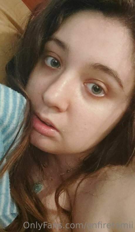 Foto di nudo di fuga di OnlyFans di Onfiretamii