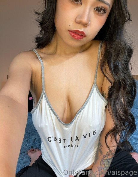 Foto di nudo di fuga di OnlyFans di Aispage