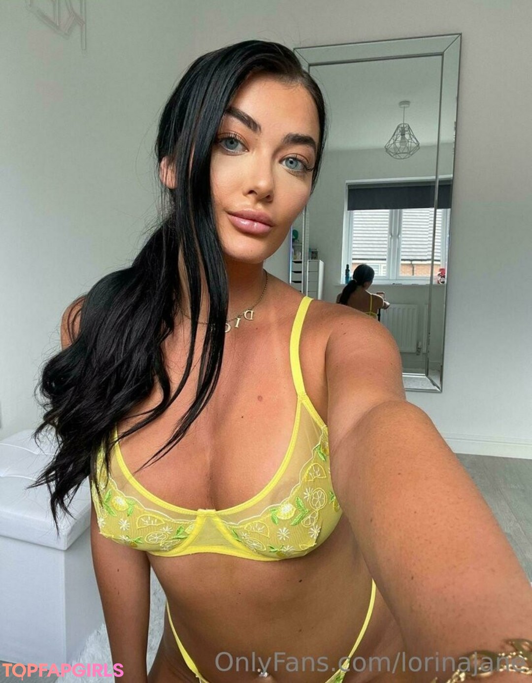 Foto di nudo di fuga di OnlyFans di Lorinajane #1877