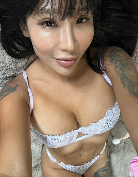 Foto di nudo di fuga di OnlyFans di Ploybkk