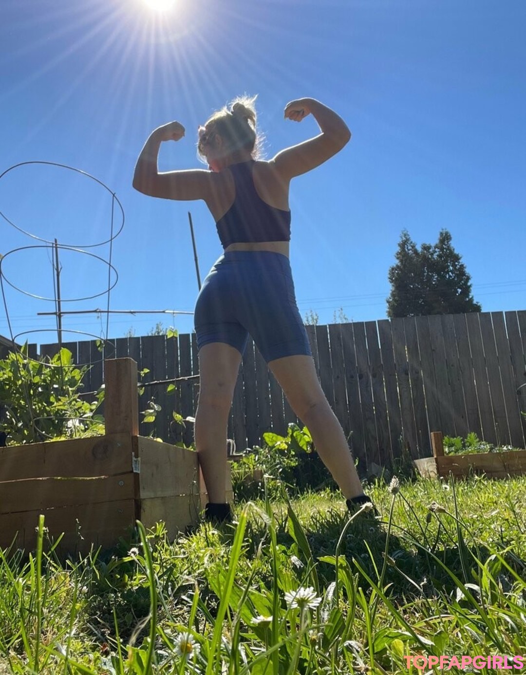 Foto di nudo di fuga di OnlyFans di Lilpinkalien #1046