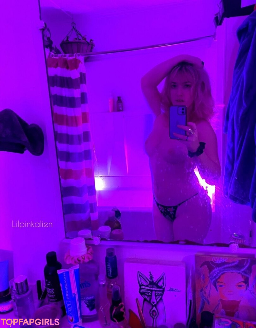 Foto di nudo di fuga di OnlyFans di Lilpinkalien #1311