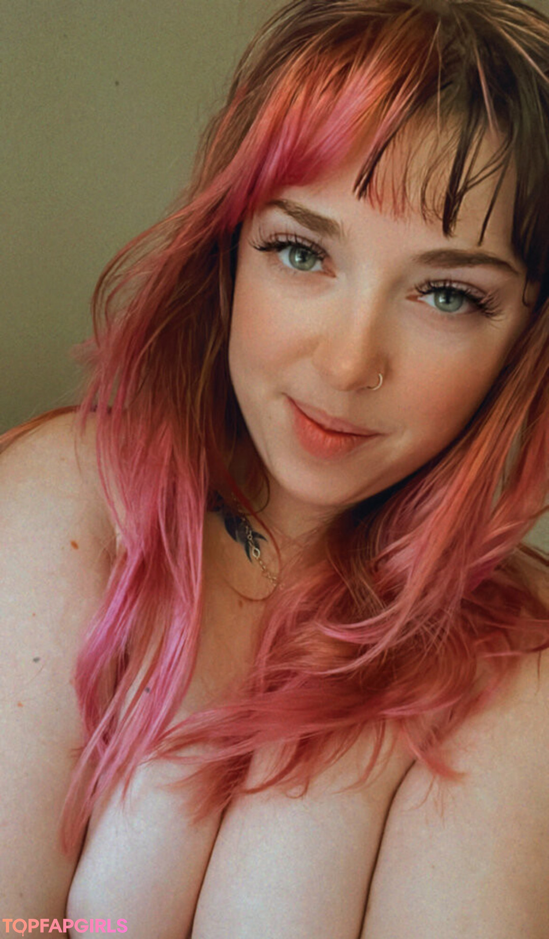Foto di nudo di fuga di OnlyFans di Lilpinkalien #1362