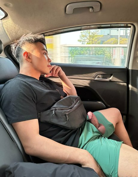 Foto di nudo di fuga di OnlyFans di Superjohnny1994