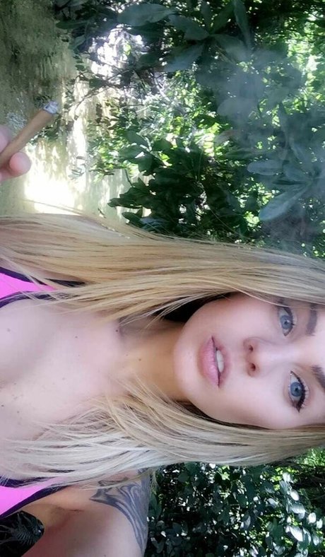 Foto di nudo di fuga di OnlyFans di Lilherblover