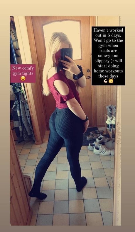 Foto di nudo di fuga di OnlyFans di Purrluna