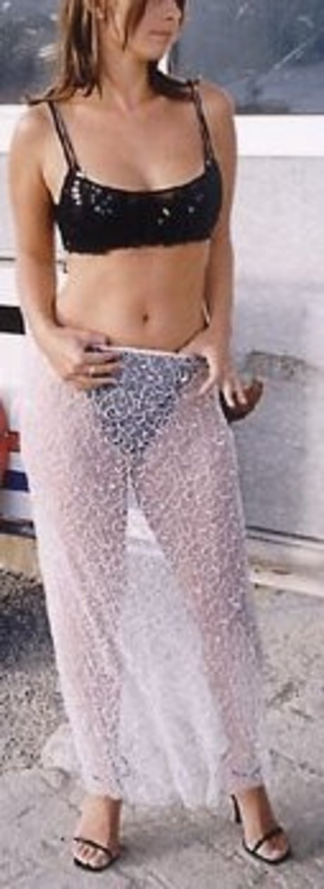 Foto di nudo di fuga di OnlyFans di Louise Redknapp