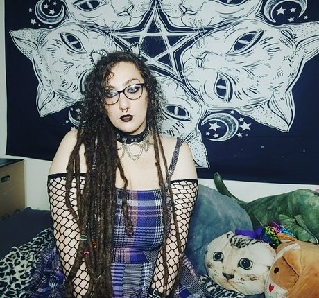 Foto di nudo di fuga di OnlyFans di Milkybaby94