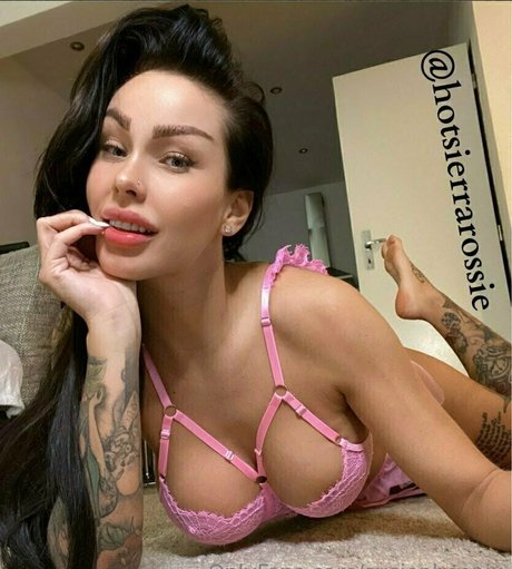 Foto di nudo di fuga di OnlyFans di Susiephoenix