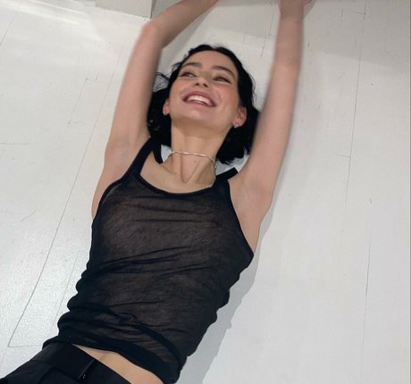 Foto di nudo di fuga di OnlyFans di Meadow Walker