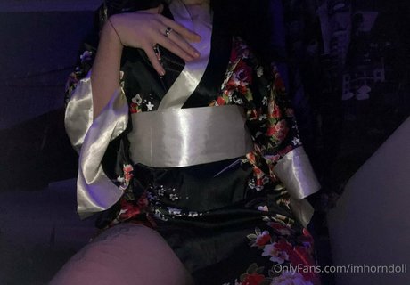 Foto di nudo di fuga di OnlyFans di Imhorndoll