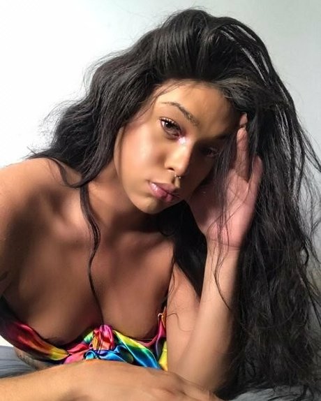 Foto di nudo di fuga di OnlyFans di Transsohot