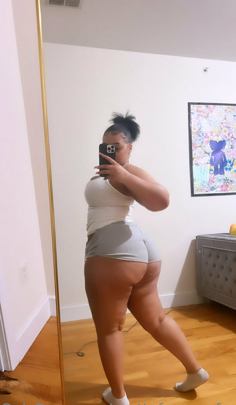 Foto di nudo di fuga di OnlyFans di Prettyfacesznfree
