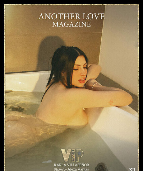 Foto di nudo di fuga di OnlyFans di Another Love Magazine