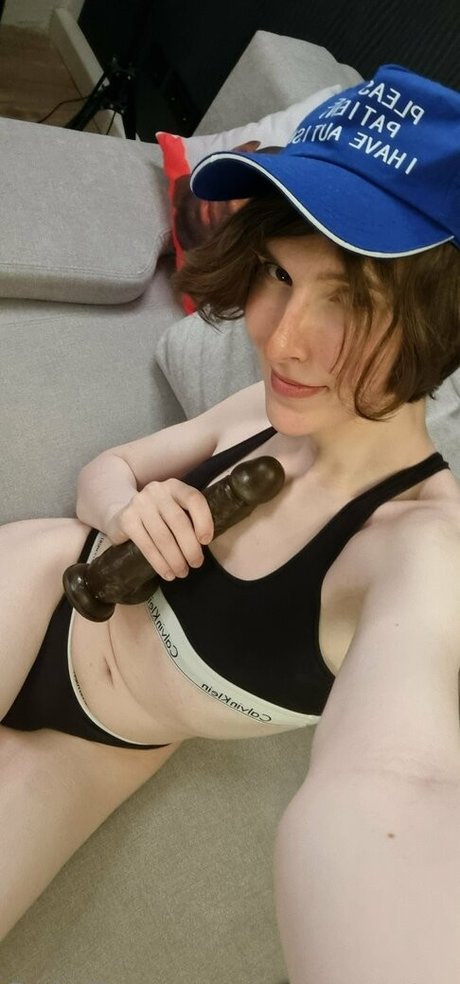 Foto di nudo di fuga di OnlyFans di Mementomarly