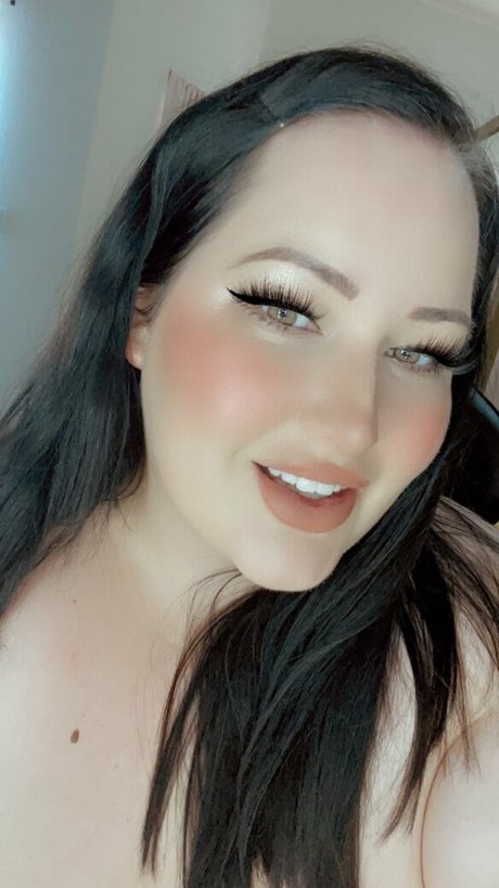 Foto di nudo di fuga di OnlyFans di Fateliza