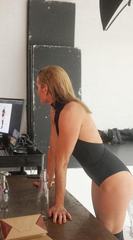 Foto di nudo di fuga di OnlyFans di Gabby Logan