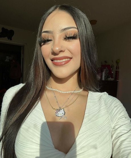 Foto di nudo di fuga di OnlyFans di Katiiebaeb