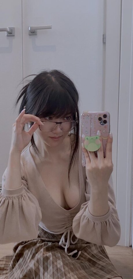 Foto di nudo di fuga di OnlyFans di Aria Saki