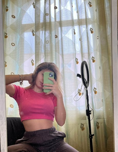Foto di nudo di fuga di OnlyFans di Luckyashley