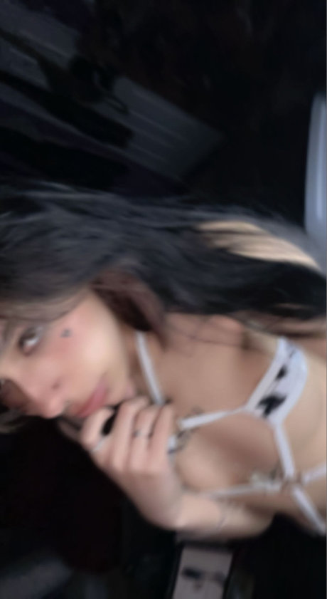 Foto di nudo di fuga di OnlyFans di   Tiger 