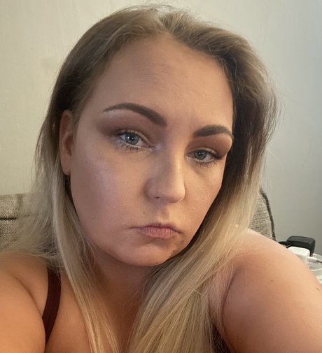 Foto di nudo di fuga di OnlyFans di Steph