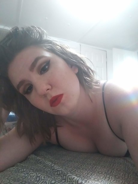 Foto di nudo di fuga di OnlyFans di Sassyginger10