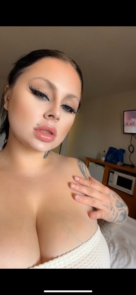 Foto di nudo di fuga di OnlyFans di 