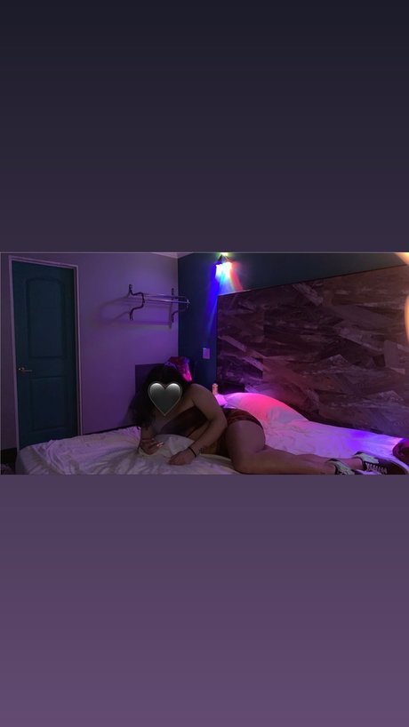 Foto di nudo di fuga di OnlyFans di   
