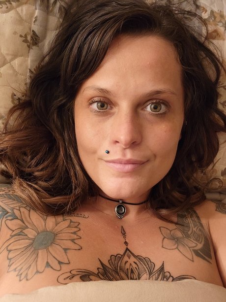 Foto di nudo di fuga di OnlyFans di Sarah Skipworth