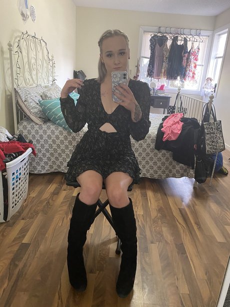 Foto di nudo di fuga di OnlyFans di Sarah