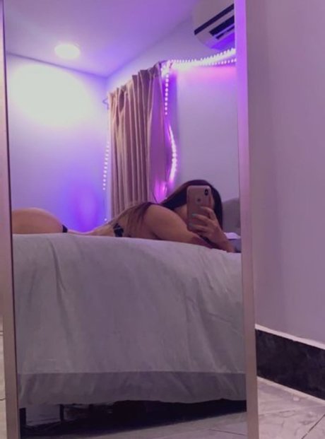 Foto di nudo di fuga di OnlyFans di Sarahi Montenegro