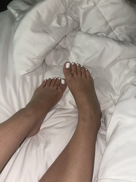 Foto di nudo di fuga di OnlyFans di Sarai Valenzuela