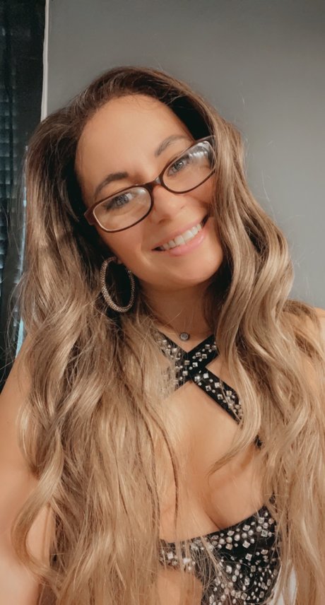 Foto di nudo di fuga di OnlyFans di Sapphire Gem